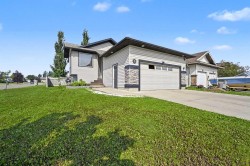 8 Pinnacle Way Grande Prairie, AB T8W 2X6
