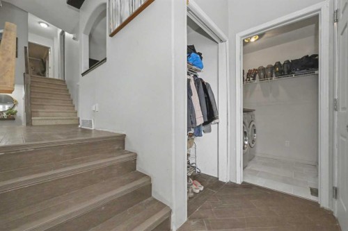 8 Pinnacle Way, Grande Prairie, AB - Indoor Photo Showing Other Room
