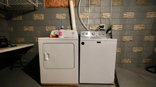 4704 48 Avenue, Grimshaw, AB - Indoor Photo Showing Laundry Room
