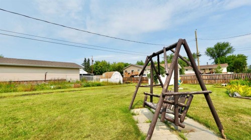 4704 48 Avenue, Grimshaw, AB - Outdoor