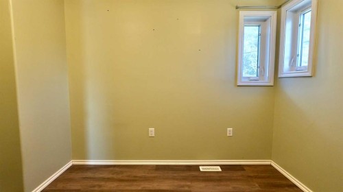 10111 106 Avenue, Peace River, AB - Indoor Photo Showing Other Room