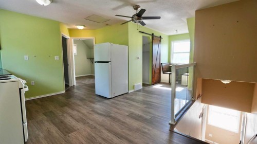 10111 106 Avenue, Peace River, AB - Indoor