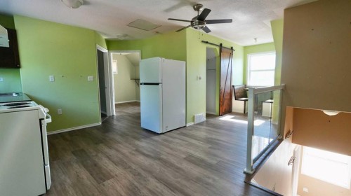 10111 106 Avenue, Peace River, AB - Indoor
