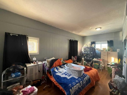 5031 48 Avenue, Girouxville, AB - Indoor