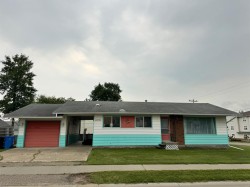10713 105 Avenue Fairview, AB T0H 1L0