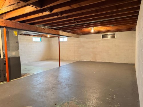 10713 105 Avenue, Fairview, AB - Indoor Photo Showing Basement