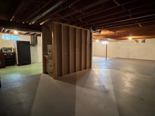 10713 105 Avenue, Fairview, AB - Indoor Photo Showing Basement