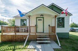 4903 53 ave Grimshaw, AB T0H 1W0