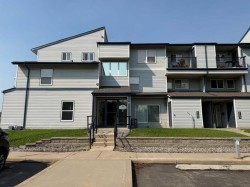 4205-7201 Poplar Grande Prairie, AB T8V 6C5