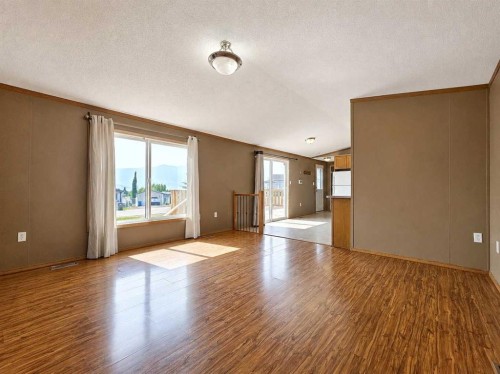 229 Mawdsley, Grande Cache, AB - Indoor