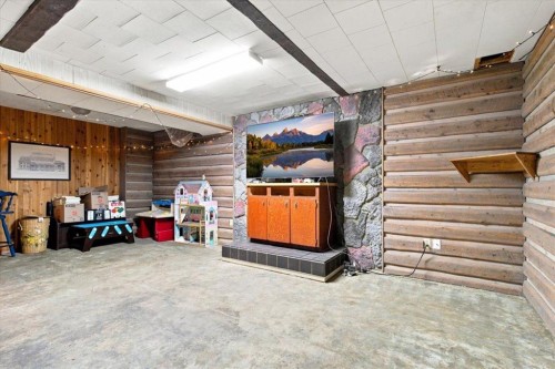 1121 5 Avenue, Beaverlodge, AB - Indoor Photo Showing Other Room