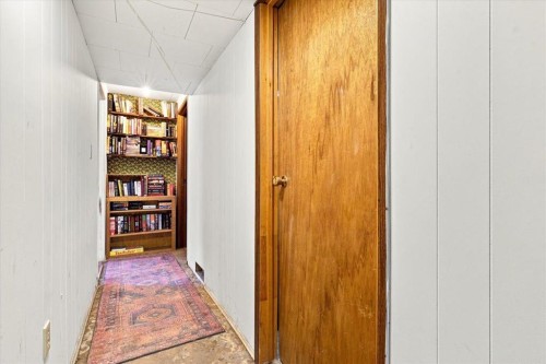 1121 5 Avenue, Beaverlodge, AB - Indoor Photo Showing Other Room