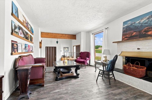 1121 5 Avenue, Beaverlodge, AB - Indoor