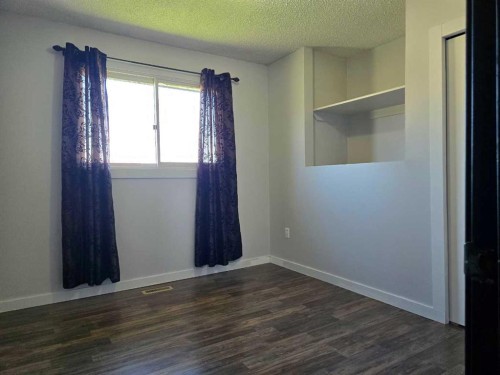 21 Pan Am Street, Swan Hills, AB - Indoor Photo Showing Other Room