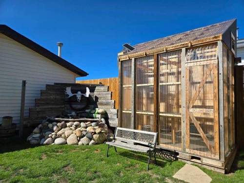 21 Pan Am Street, Swan Hills, AB - Outdoor