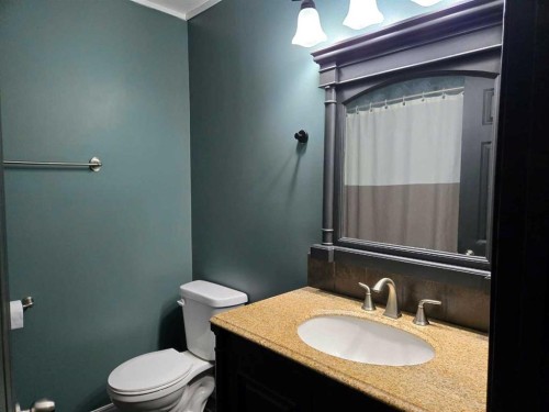 21 Pan Am Street, Swan Hills, AB - Indoor Photo Showing Bathroom