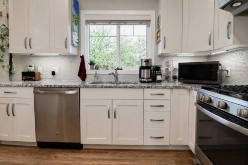 10118 96 Avenue, Grande Prairie, AB - Indoor Photo Showing Kitchen With Upgraded Kitchen
