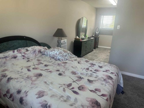 11301 104 Street, Grande Prairie, AB - Indoor Photo Showing Bedroom