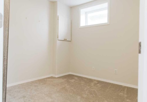 6221 91 Street, Grande Prairie, AB - Indoor Photo Showing Other Room