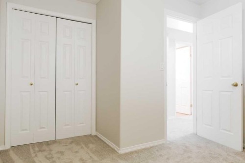 6221 91 Street, Grande Prairie, AB - Indoor Photo Showing Other Room