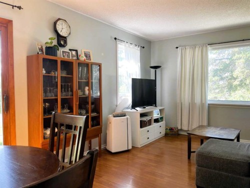 11136 103 Avenue, Fairview, AB - Indoor