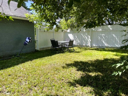 11136 103 Avenue, Fairview, AB - Outdoor