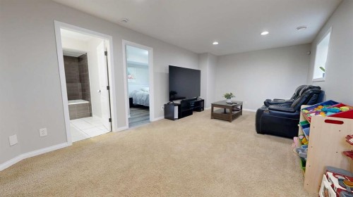 9305 91 Street, Grande Prairie, AB - Indoor
