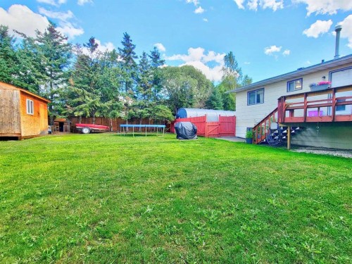 727 Oak Drive, Beaverlodge, AB - Outdoor