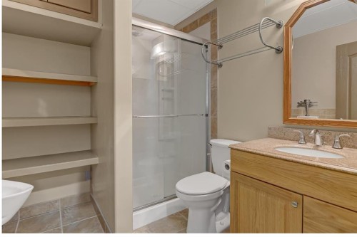 7317 104 Street, Grande Prairie, AB - Indoor Photo Showing Bathroom