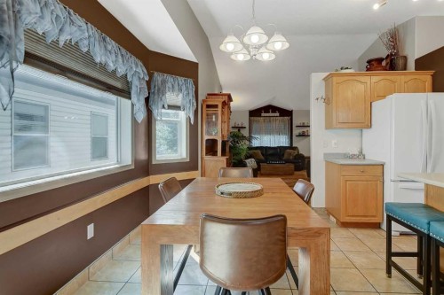 7317 104 Street, Grande Prairie, AB - Indoor Photo Showing Dining Room
