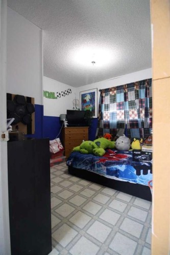9 Deerridge Drive, High Level, AB - Indoor Photo Showing Other Room