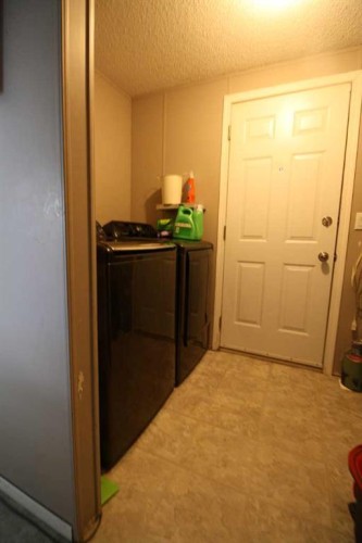 9 Deerridge Drive, High Level, AB - Indoor Photo Showing Other Room