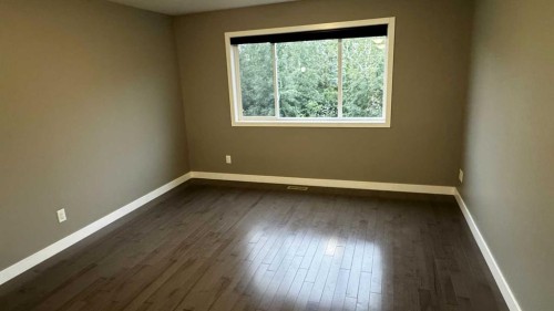 8105 112 Street, Grande Prairie, AB - Indoor Photo Showing Other Room