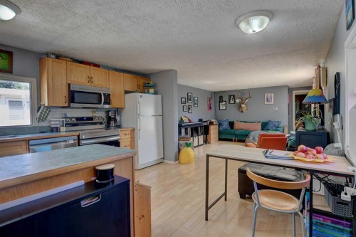 12038 97 Street, Grande Prairie, AB - Indoor Photo Showing Kitchen