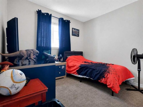11220 69 Avenue, Grande Prairie, AB - Indoor Photo Showing Bedroom