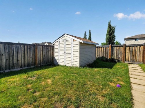 11220 69 Avenue, Grande Prairie, AB - Outdoor