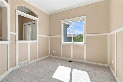 9335 Lakeshore Court, Grande Prairie, AB - Indoor Photo Showing Other Room