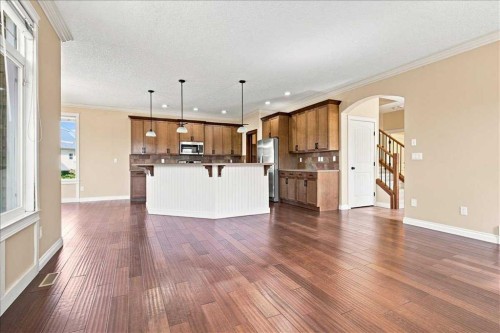 9335 Lakeshore Court, Grande Prairie, AB - Indoor Photo Showing Kitchen