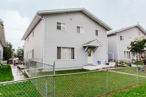 10027 105 Avenue  Grande Prairie, AB T8V 1H2