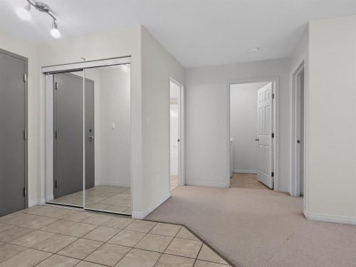 302-9810 96 Street, Grande Prairie, AB - Indoor Photo Showing Other Room