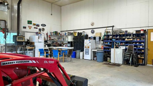 783026 2 Highway, Rycroft, AB - Indoor Photo Showing Garage