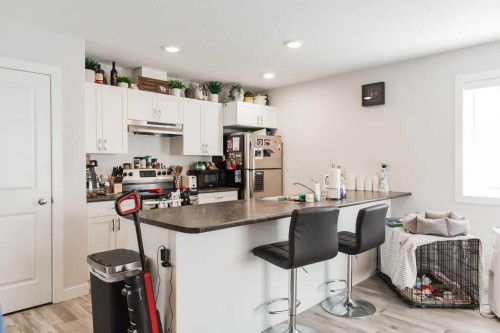 9514 112, Clairmont, AB - Indoor Photo Showing Kitchen