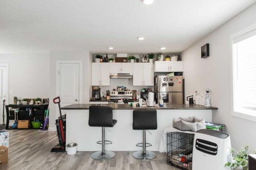 9514 112, Clairmont, AB - Indoor Photo Showing Kitchen With Upgraded Kitchen