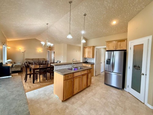 11106 107 Ave, La Crete, AB - Indoor Photo Showing Kitchen With Double Sink