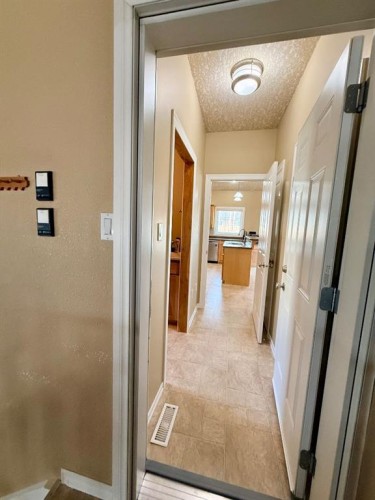 11106 107 Ave, La Crete, AB - Indoor Photo Showing Other Room