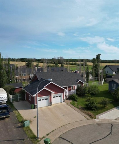 11106 107 Ave, La Crete, AB - Outdoor
