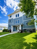 301-10101 105 Avenue Grande Prairie, AB T8V 1H3