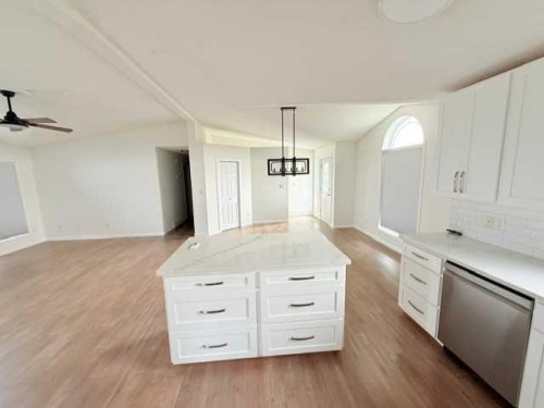 861023 Rr 214, Rural Northern Lights, County Of, AB - Indoor Photo Showing Kitchen