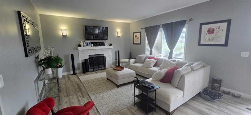 12709 105 St, Grande Prairie, AB 