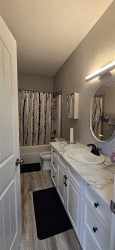 12709 105 St, Grande Prairie, AB 